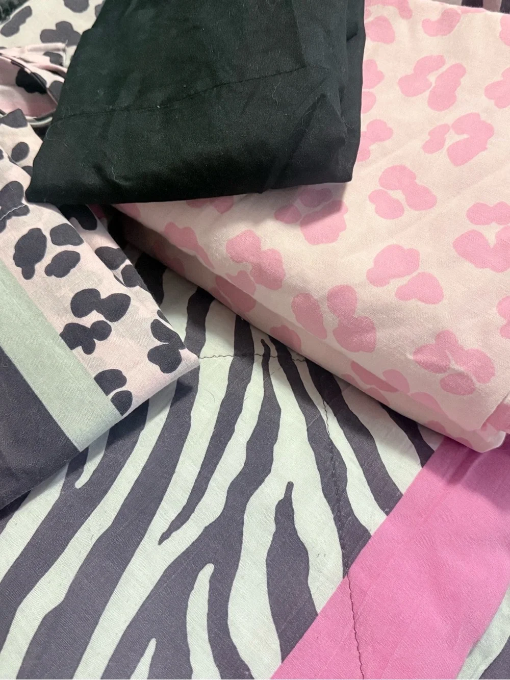 Safari Pink Animal Print Comforter Set - Twin Size